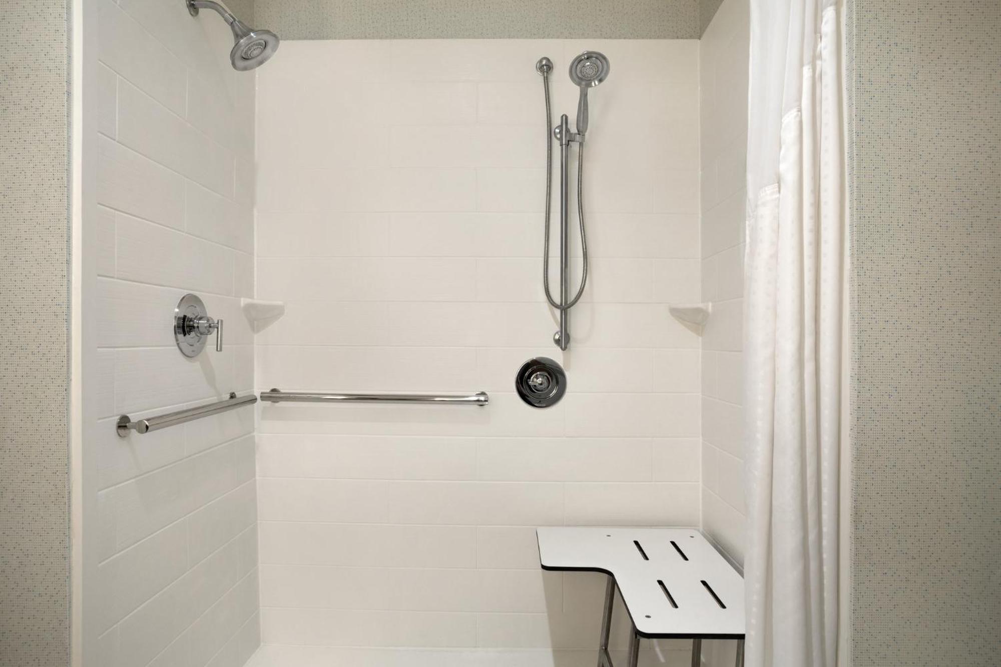 Holiday Inn Express & Suites - Mcallen - Medical Center Area By Ihg Zewnętrze zdjęcie