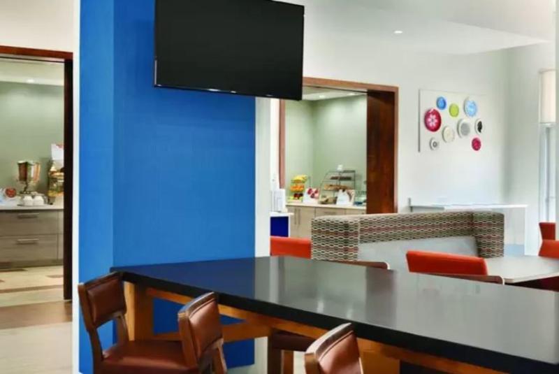 Holiday Inn Express & Suites - Mcallen - Medical Center Area By Ihg Zewnętrze zdjęcie